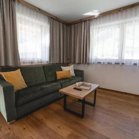 Lisi Apartment *
